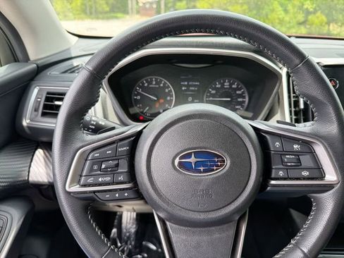 Used 2023 Subaru Ascent Premium w/ Convenience Package AWD/4WD image 18