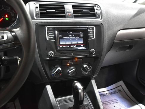 Used 2017 Volkswagen Jetta S FWD image 17