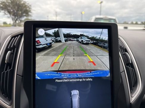 Used 2024 Ford Edge SEL w/ Convenience Package image 28