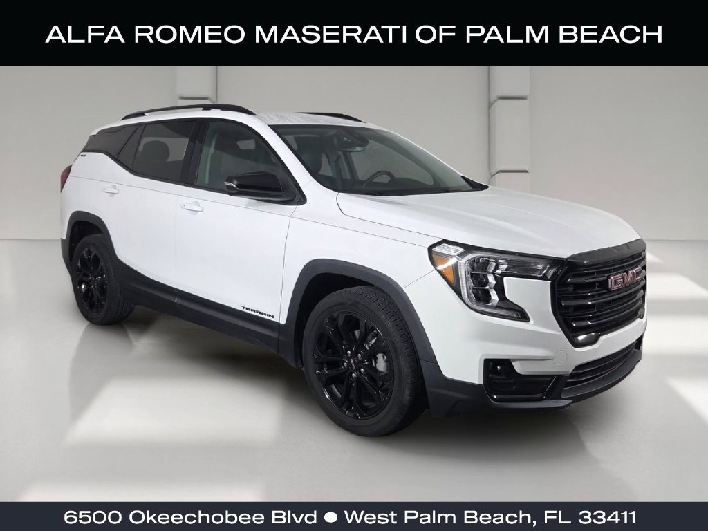 Used 2022 GMC Terrain SLT w/ Elevation Edition FWD image 1