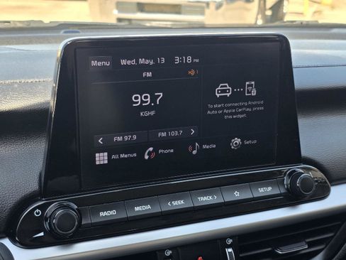 Used 2022 Kia Forte LXS FWD image 18