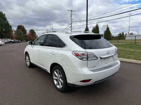 Certified 2023 Lexus ES 300h w/ Premium Package image 38