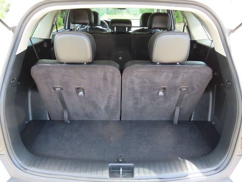 Certified 2022 Kia Sorento S w/ Panoramic Sunroof Package AWD/4WD image 21