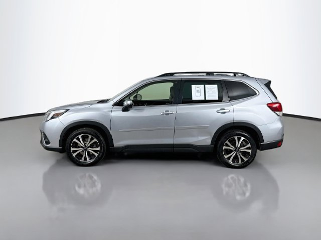 Used 2023 Subaru Forester Limited AWD/4WD image 6