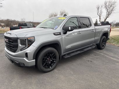 Used 2025 GMC Sierra 1500 Elevation w/ Elevation Premium Package