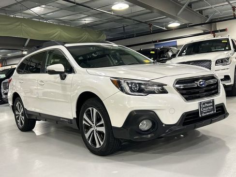 Used 2018 Subaru Outback 2.5i Limited AWD/4WD image 1