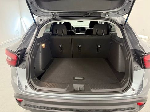 New 2026 Chevrolet Trax LS w/ LS Convenience Package image 8