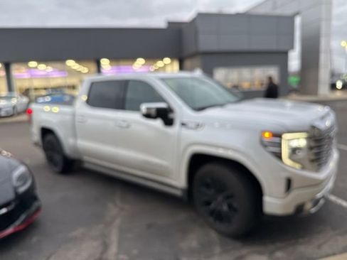 Used 2023 GMC Sierra 1500 Denali w/ Denali Reserve Package image 6