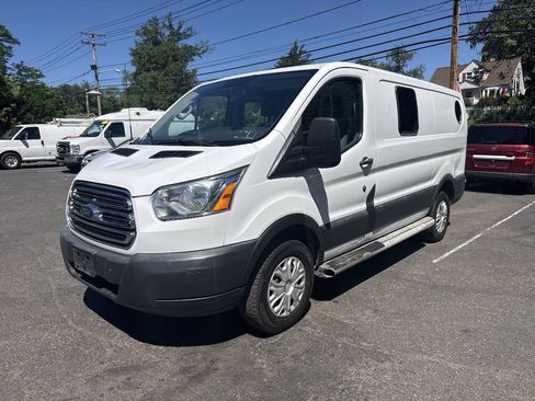 Used 2015 Ford Transit 250 130 Low Roof w/ Exterior Upgrade Package RWD image 1