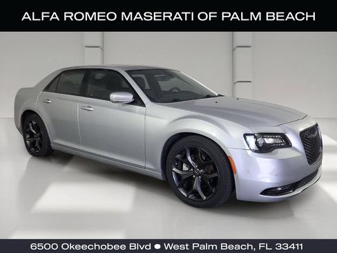 Used 2023 Chrysler 300 S RWD image 1