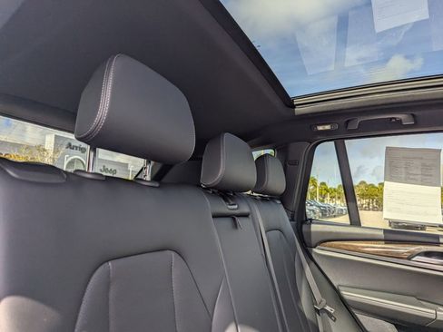 Used 2023 BMW X3 xDrive30i w/ Convenience Package image 14