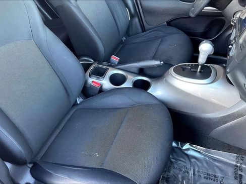 Used 2013 Nissan Juke S image 20