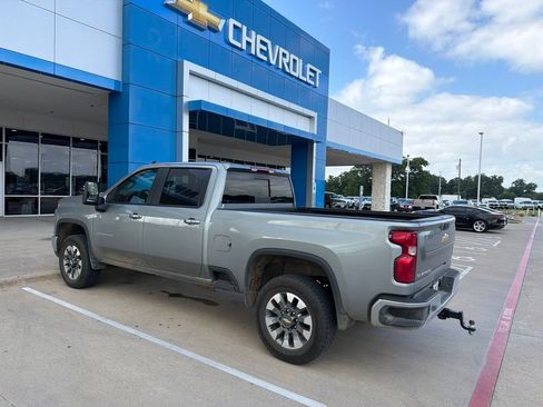 Used 2025 Chevrolet Silverado 2500 LT AWD/4WD image 4