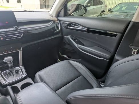 Used 2023 Kia Seltos EX AWD/4WD image 15