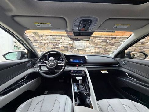 New 2026 Hyundai Elantra Limited FWD image 13