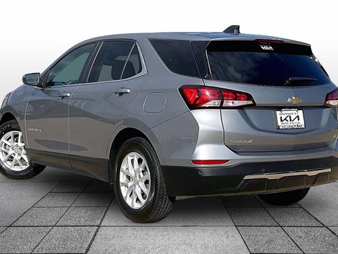 Used 2024 Chevrolet Equinox LT FWD image 12
