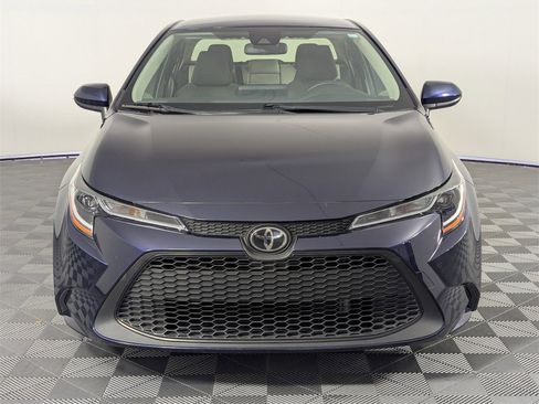 Used 2022 Toyota Corolla LE w/ Carpet Mat Package (TMS) image 10
