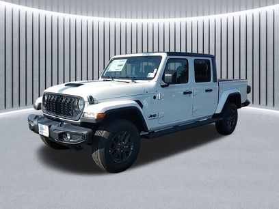 New 2025 Jeep Gladiator Sport