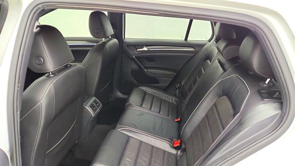 Used 2019 Volkswagen Golf R 4-Door AWD/4WD image 20