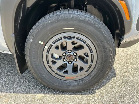 New 2026 Nissan Frontier PRO-4X w/ Pro Premium Package AWD/4WD image 10