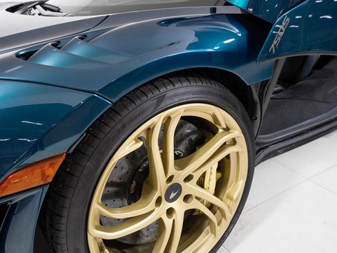 Used 2025 McLaren 750S Spider RWD image 16