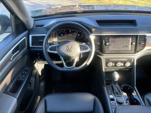 Used 2023 Volkswagen Atlas SEL image 18
