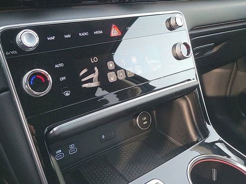 Used 2025 Genesis GV80 2.5T Standard image 27