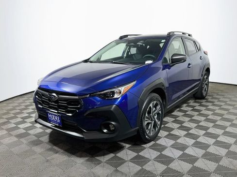 Used 2025 Subaru Crosstrek 2.5i Premium AWD/4WD image 3