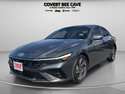 Used 2024 Hyundai Elantra Limited image 5