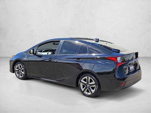 Used 2022 Toyota Prius Limited FWD image 8
