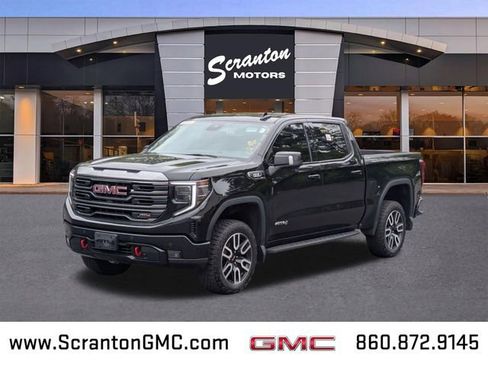 Used 2024 GMC Sierra 1500 AT4 w/ Technology Package AWD/4WD image 1