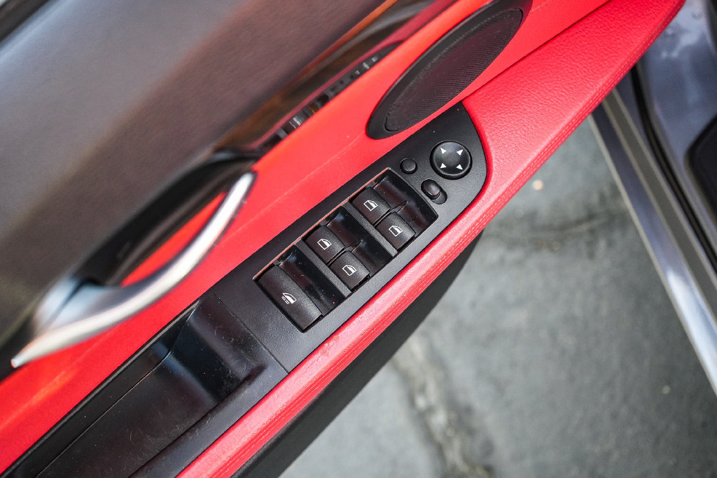 Used 2009 BMW Z4 sDrive30i RWD image 22