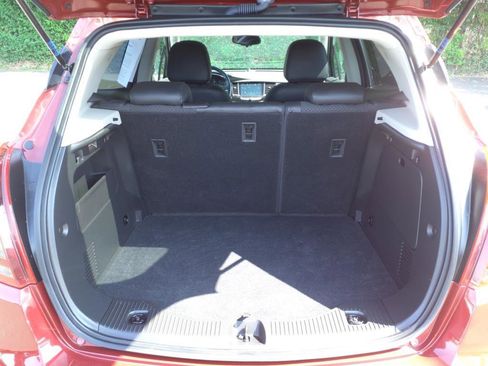 Certified 2021 Buick Encore Preferred image 35