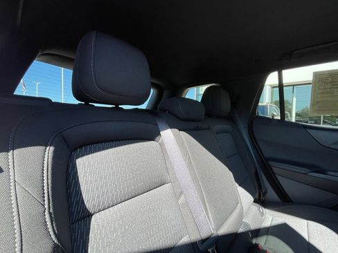 Used 2026 Chevrolet Equinox LT AWD/4WD image 28