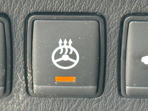 Used 2018 Nissan Pathfinder SL w/ Cargo Package AWD/4WD image 43