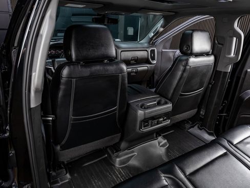 Used 2020 Chevrolet Silverado 1500 RST image 33