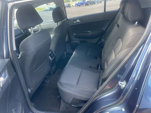 Used 2021 Kia Sportage LX image 13