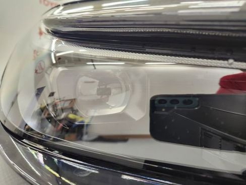 New 2026 Toyota Prius Plug-In Hybrid image 10