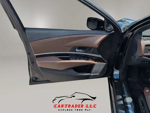 Used 2018 Acura RLX w/ Technology Package FWD image 15