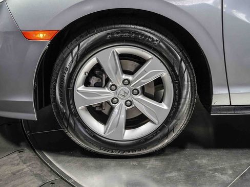 Used 2018 Honda Odyssey EX-L image 9
