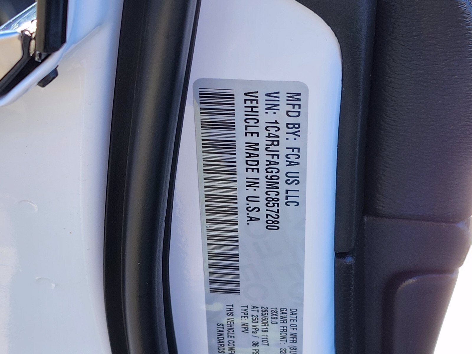 Used 2021 Jeep Grand Cherokee Laredo X AWD/4WD image 31