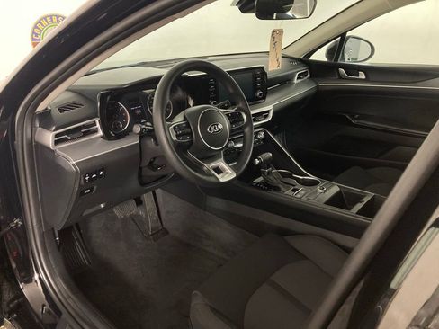 Used 2021 Kia K5 LXS image 7