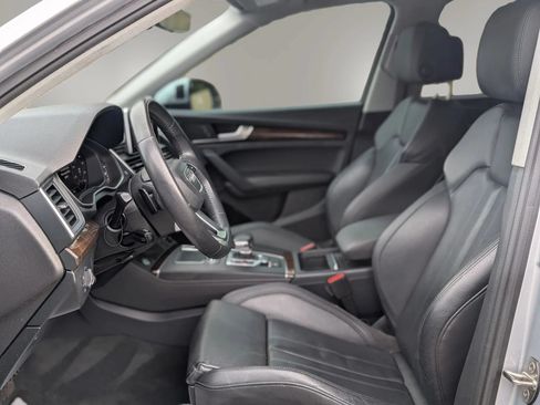 Used 2019 Audi Q5 2.0T Premium Plus w/ Premium Plus Package AWD/4WD image 11