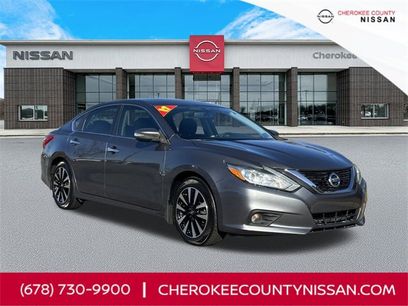 Used 2017 Nissan Altima 2.5 SV w/ Convenience Package