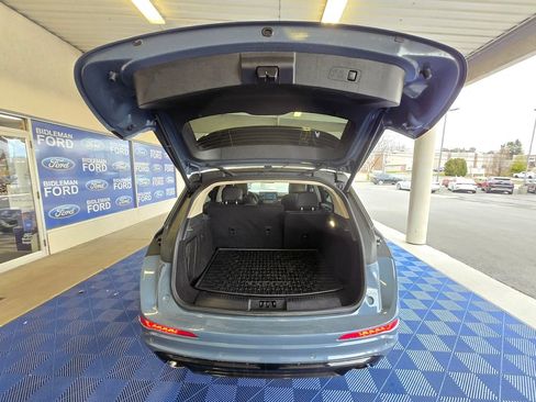 Used 2023 Lincoln Corsair AWD w/ Equipment Group 101A image 7