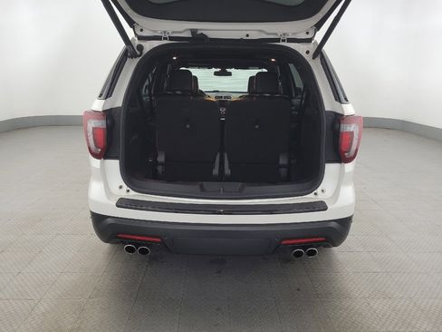 Used 2018 Ford Explorer Sport w/ Equipment Group 401A image 29