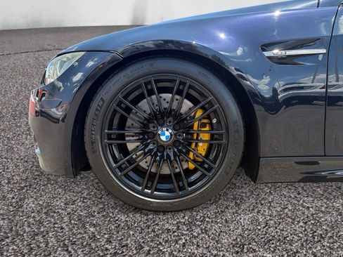 Used 2011 BMW M3 Convertible image 6