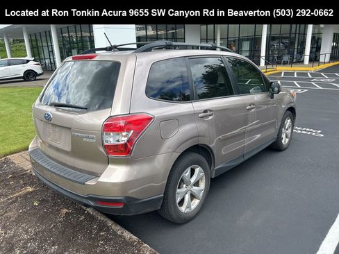 Used 2015 Subaru Forester 2.5i Premium AWD/4WD image 3