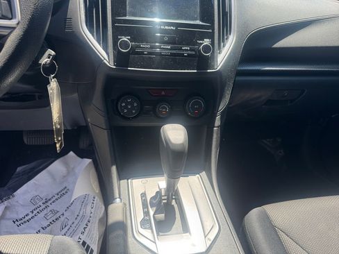 Used 2018 Subaru Crosstrek 2.0i AWD/4WD image 11