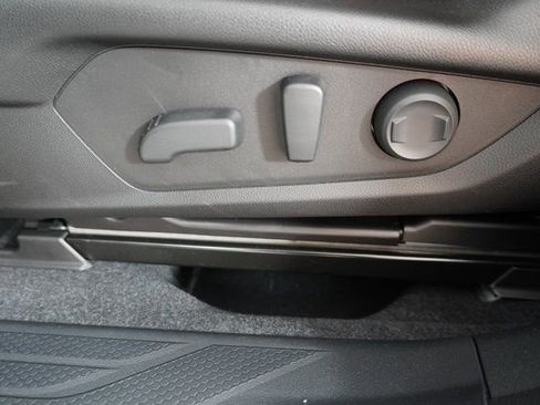 New 2026 Subaru Outback Premium image 11